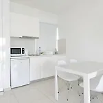 モン ルポ ホテル 4*