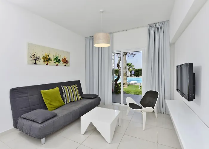 梦蕾珀酒店 圣纳帕