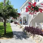 Hotel Mon Repos 4*