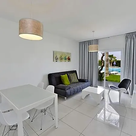 Mon Repos 4* Ayia Napa