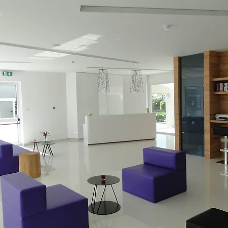 호텔 몬 레포스 4*